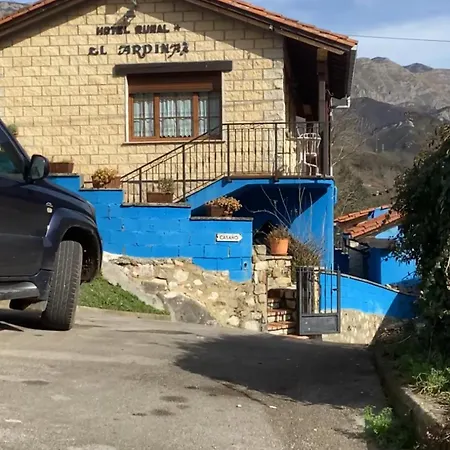 El Ardinal Apartament *